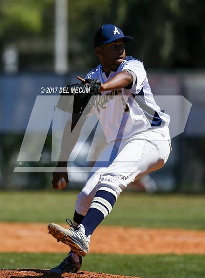 Thumbnail 2 in Newsome vs. Alonso (Tony Saladino Tournament) photogallery.