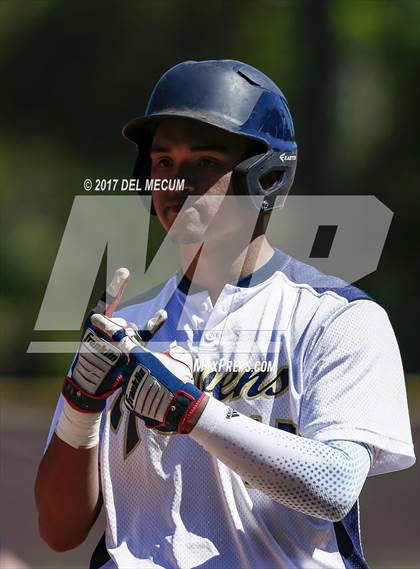 Thumbnail 3 in Newsome vs. Alonso (Tony Saladino Tournament) photogallery.