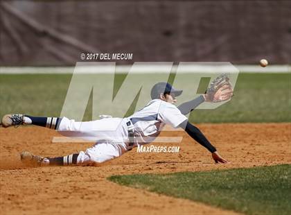 Thumbnail 1 in Newsome vs. Alonso (Tony Saladino Tournament) photogallery.