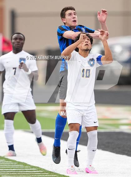 Thumbnail 2 in Arlington Heights vs Midlothian photogallery.