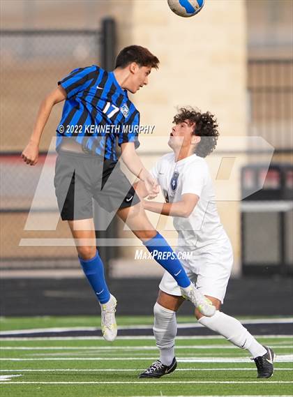 Thumbnail 1 in Arlington Heights vs Midlothian photogallery.