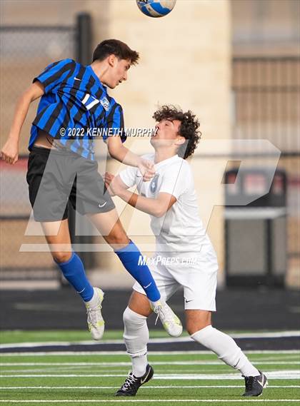 Thumbnail 3 in Arlington Heights vs Midlothian photogallery.