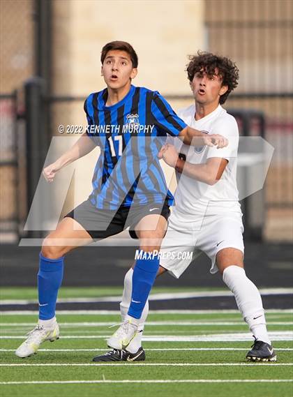Thumbnail 2 in Arlington Heights vs Midlothian photogallery.