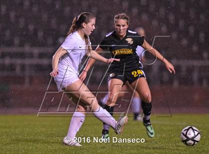 Thumbnail 1 in Urban vs. Lick-Wilmerding (CIF NCS D3 Playoffs) photogallery.