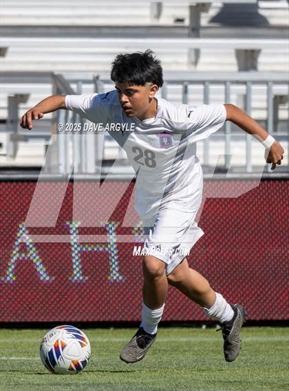Thumbnail 3 in Ogden vs. Ben Lomond (UHSAA 3A Semifinal) photogallery.