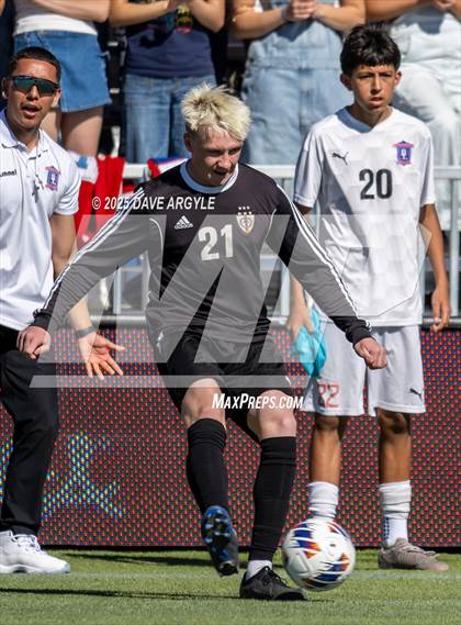 Thumbnail 2 in Ogden vs. Ben Lomond (UHSAA 3A Semifinal) photogallery.