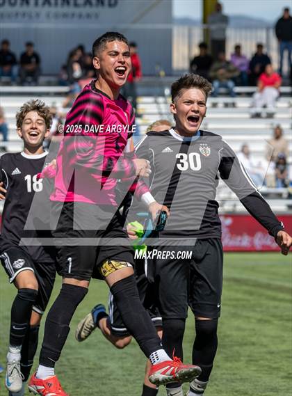 Thumbnail 3 in Ogden vs. Ben Lomond (UHSAA 3A Semifinal) photogallery.