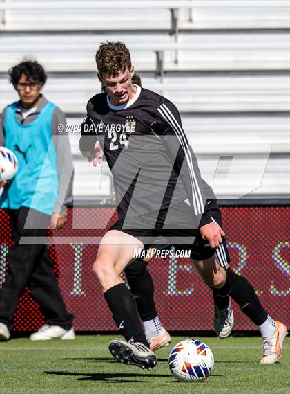 Thumbnail 3 in Ogden vs. Ben Lomond (UHSAA 3A Semifinal) photogallery.