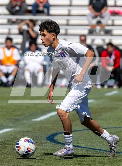 Thumbnail 3 in Ogden vs. Ben Lomond (UHSAA 3A Semifinal) photogallery.