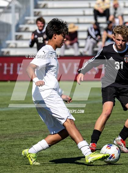 Thumbnail 2 in Ogden vs. Ben Lomond (UHSAA 3A Semifinal) photogallery.