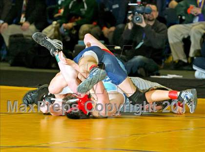 Thumbnail 1 in NYSPHSAA D1 Championships (96-135 Finals) photogallery.