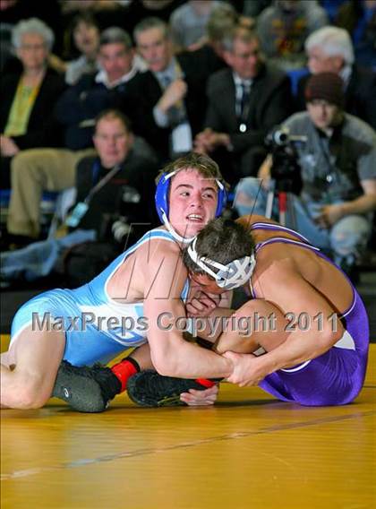 Thumbnail 1 in NYSPHSAA D1 Championships (96-135 Finals) photogallery.