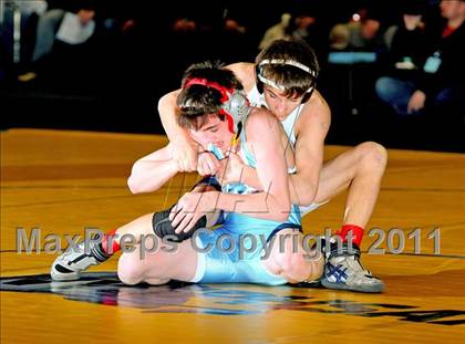 Thumbnail 2 in NYSPHSAA D1 Championships (96-135 Finals) photogallery.