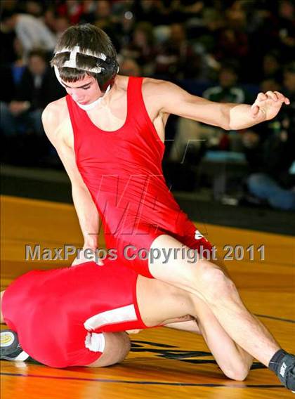 Thumbnail 3 in NYSPHSAA D1 Championships (96-135 Finals) photogallery.