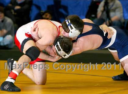 Thumbnail 3 in NYSPHSAA D1 Championships (96-135 Finals) photogallery.