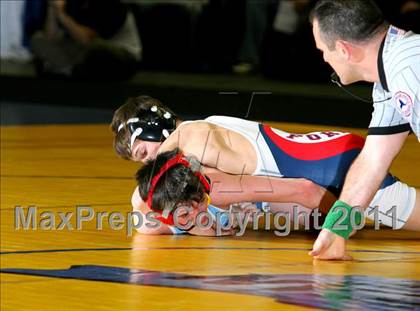 Thumbnail 2 in NYSPHSAA D1 Championships (96-135 Finals) photogallery.