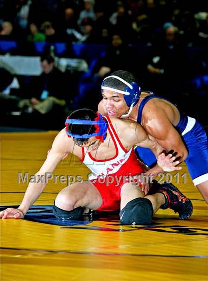 Thumbnail 3 in NYSPHSAA D1 Championships (96-135 Finals) photogallery.