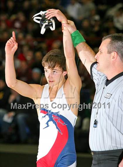 Thumbnail 3 in NYSPHSAA D1 Championships (96-135 Finals) photogallery.
