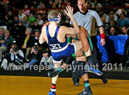 Thumbnail 1 in NYSPHSAA D1 Championships (96-135 Finals) photogallery.