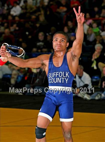 Thumbnail 3 in NYSPHSAA D1 Championships (96-135 Finals) photogallery.