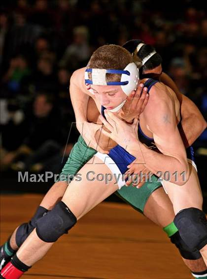 Thumbnail 2 in NYSPHSAA D1 Championships (96-135 Finals) photogallery.