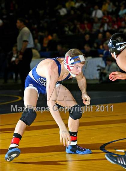 Thumbnail 3 in NYSPHSAA D1 Championships (96-135 Finals) photogallery.