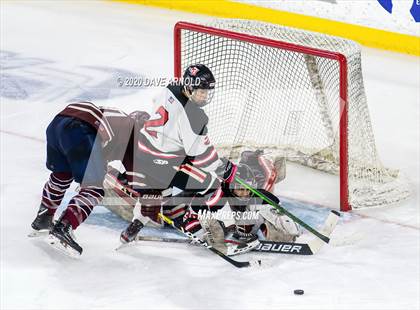 Thumbnail 2 in Belmont vs. Reading Memorial (MIAA Division 1 North Semifinal) photogallery.