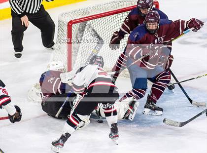 Thumbnail 2 in Belmont vs. Reading Memorial (MIAA Division 1 North Semifinal) photogallery.