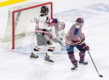 Thumbnail 2 in Belmont vs. Reading Memorial (MIAA Division 1 North Semifinal) photogallery.