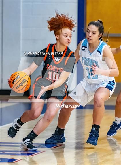 Thumbnail 2 in Union Pines vs. South View (Cumberland County Holiday Classic) photogallery.