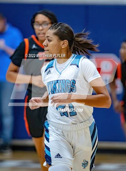 Thumbnail 2 in Union Pines vs. South View (Cumberland County Holiday Classic) photogallery.