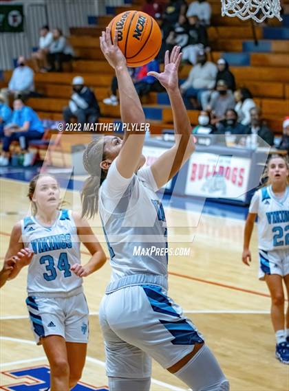 Thumbnail 3 in Union Pines vs. South View (Cumberland County Holiday Classic) photogallery.