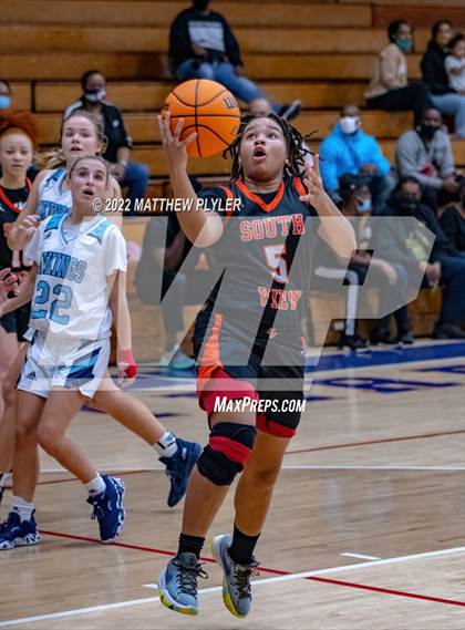 Thumbnail 3 in Union Pines vs. South View (Cumberland County Holiday Classic) photogallery.