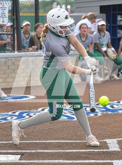 Thumbnail 3 in Rusk vs Taylor (UIL 4A Area Playoff) photogallery.