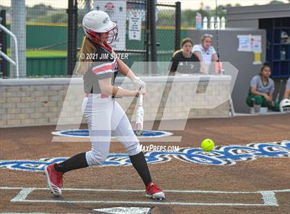 Thumbnail 1 in Rusk vs Taylor (UIL 4A Area Playoff) photogallery.