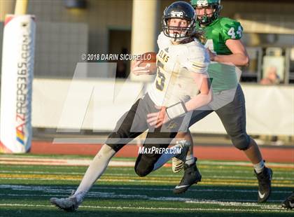 Thumbnail 1 in Round Valley vs. Thatcher (AIA 2A Final) photogallery.