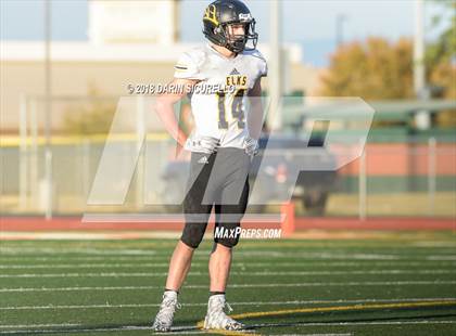 Thumbnail 3 in Round Valley vs. Thatcher (AIA 2A Final) photogallery.