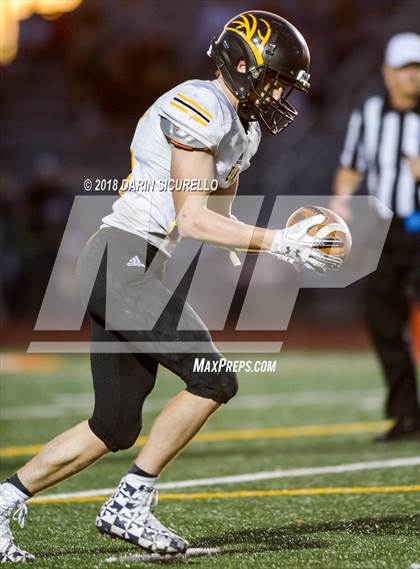 Thumbnail 1 in Round Valley vs. Thatcher (AIA 2A Final) photogallery.