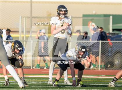 Thumbnail 3 in Round Valley vs. Thatcher (AIA 2A Final) photogallery.