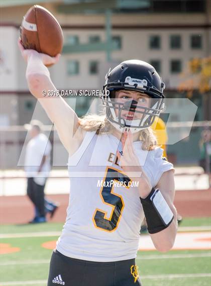 Thumbnail 2 in Round Valley vs. Thatcher (AIA 2A Final) photogallery.