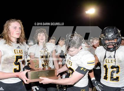 Thumbnail 2 in Round Valley vs. Thatcher (AIA 2A Final) photogallery.