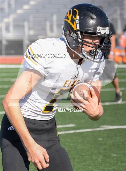 Thumbnail 2 in Round Valley vs. Thatcher (AIA 2A Final) photogallery.