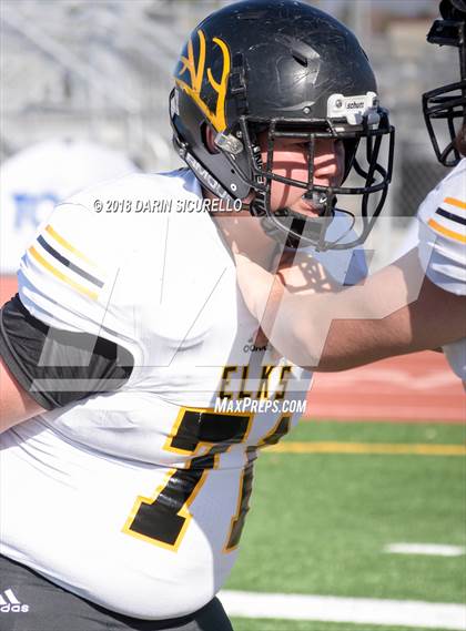 Thumbnail 3 in Round Valley vs. Thatcher (AIA 2A Final) photogallery.