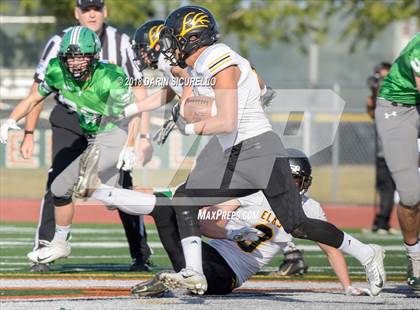 Thumbnail 3 in Round Valley vs. Thatcher (AIA 2A Final) photogallery.