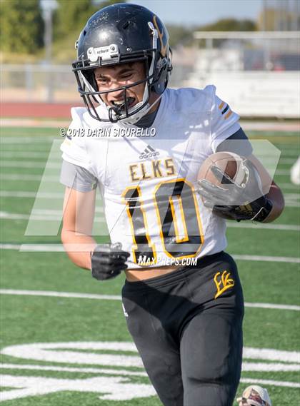 Thumbnail 2 in Round Valley vs. Thatcher (AIA 2A Final) photogallery.