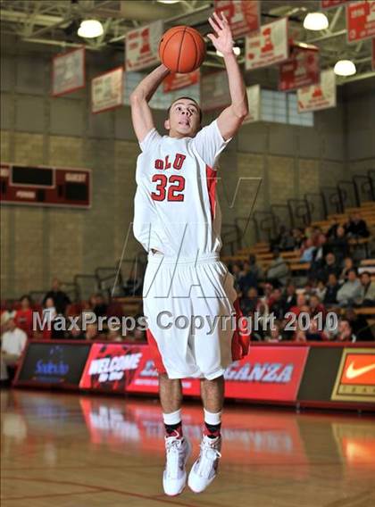 Thumbnail 1 in Lutheran vs. Ocean View (Nike Extravaganza) photogallery.
