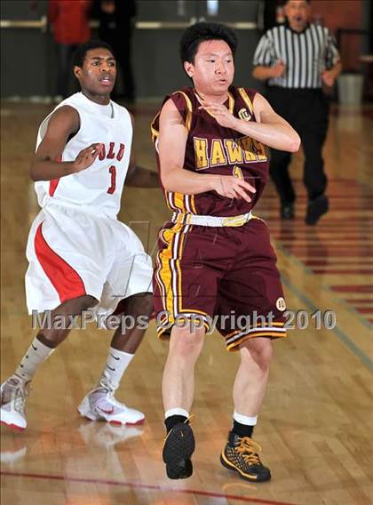 Thumbnail 2 in Lutheran vs. Ocean View (Nike Extravaganza) photogallery.
