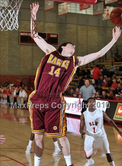 Thumbnail 1 in Lutheran vs. Ocean View (Nike Extravaganza) photogallery.
