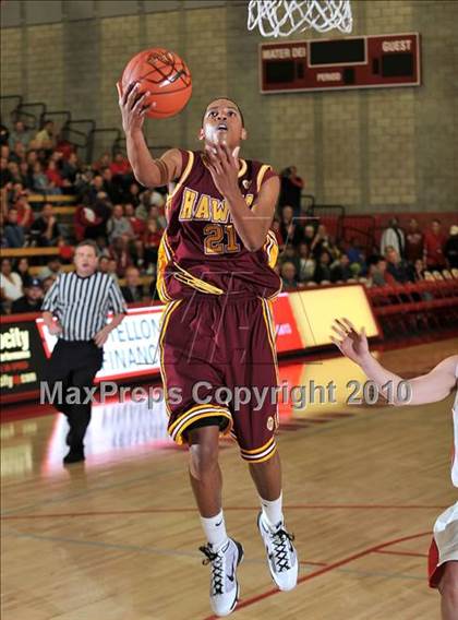 Thumbnail 3 in Lutheran vs. Ocean View (Nike Extravaganza) photogallery.