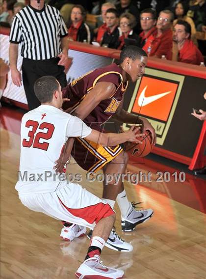 Thumbnail 1 in Lutheran vs. Ocean View (Nike Extravaganza) photogallery.